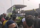 মাদারীপুরে আড়িয়াল খাঁ সেতুর ওপর বাস-ট্রাক সংঘর্ষে নিহত ৩, আহত অন্তত ২০